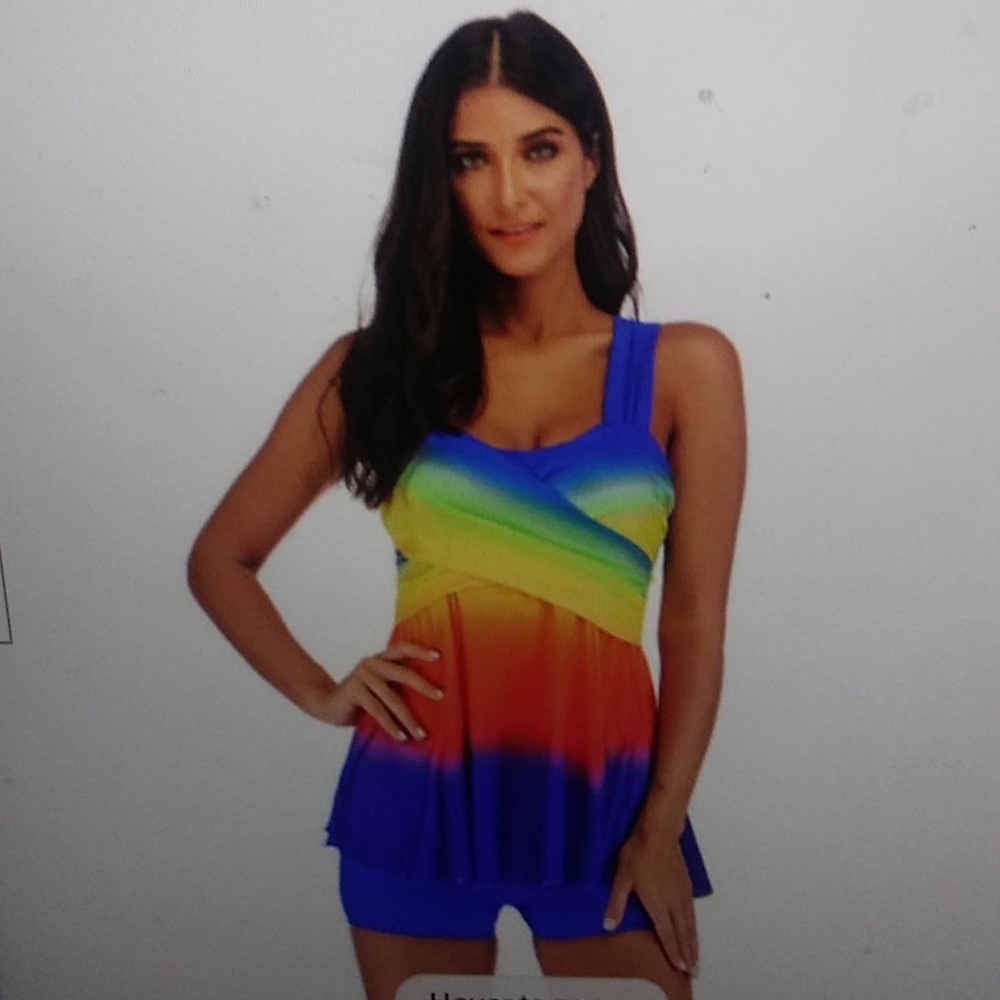 Swimsuit boyshorts tankini 3x size runs small